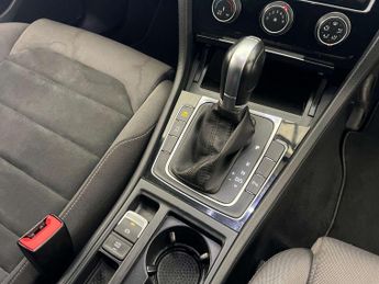 VOLKSWAGEN GOLF 1.5 Golf GT TSi Evo Semi-Auto 5dr