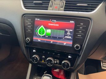 SKODA OCTAVIA 2.0 Octavia vRS TSi Semi-Auto 5dr