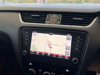 SKODA OCTAVIA 2.0 Octavia vRS TSi Semi-Auto 5dr