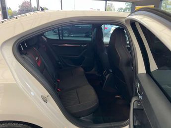 SKODA OCTAVIA 2.0 Octavia vRS TSi Semi-Auto 5dr