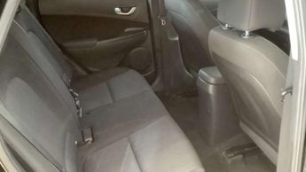 HYUNDAI KONA 1.6 Kona SE Connect GDi HEV Semi-Auto 5dr