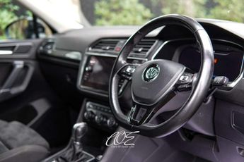 VOLKSWAGEN TIGUAN 2.0 Tiguan Allspace SEL TDI 4Motion Semi-Auto 4WD 5dr