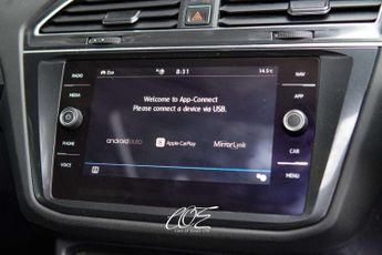 VOLKSWAGEN TIGUAN 2.0 Tiguan Allspace SEL TDI 4Motion Semi-Auto 4WD 5dr