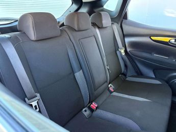 Nissan QASHQAI 1.2 Qashqai Acenta DiG-T CVT 5dr