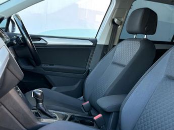 Volkswagen Tiguan 2.0 Tiguan SE Nav TDI BlueMotion Technology Semi-Auto 5dr