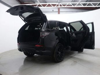 LAND ROVER DISCOVERY SPORT 1.5 Discovery Sport R-Dynamic SE P300e Auto 4WD 5dr