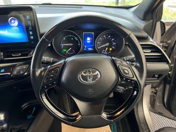 TOYOTA C-HR 1.8 C-HR Icon HEV CVT 5dr