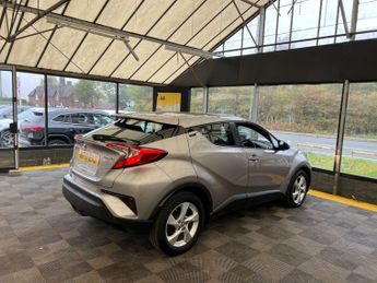 TOYOTA C-HR 1.8 C-HR Icon HEV CVT 5dr
