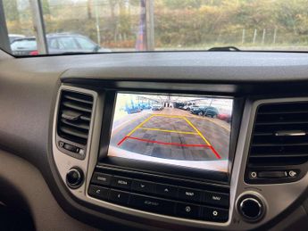 HYUNDAI TUCSON 1.7 Tucson SE Nav Blue Drive 2WD CRDi Semi-Auto 5dr