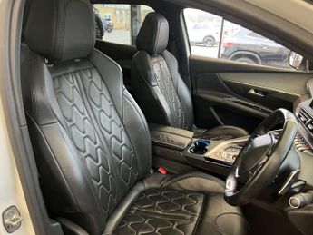 PEUGEOT 3008 1.6 3008 GT S/S PHEV 4x4 Auto 4WD 5dr
