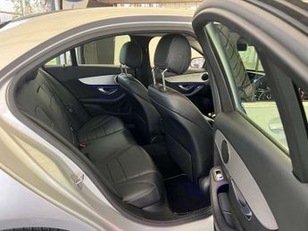 MERCEDES-BENZ C-CLASS 2.0 C 220 Sport Premium D Auto 4dr