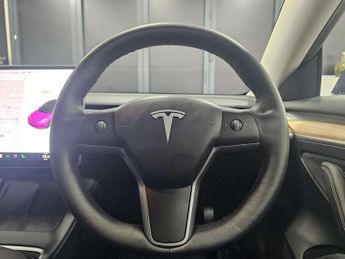 TESLA MODEL 3 Model 3 Long Range AWD 4WD 4dr