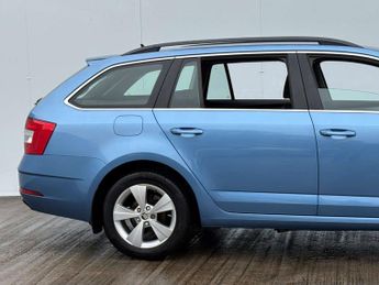 Skoda OCTAVIA 1.0 Octavia SE Technology TSi Semi-Auto 5dr