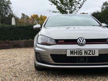 VOLKSWAGEN GOLF 2.0 Golf GTi Performance Semi-Auto 3dr