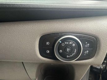 FORD TRANSIT CUSTOM 2.0 Transit Custom 280 Limited EcoBlue Auto