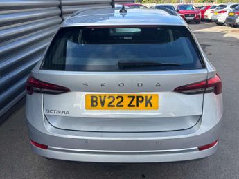 SKODA OCTAVIA 2.0 Octavia SE Technology TDI Semi-Auto 5dr