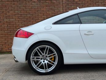 AUDI TT 3.2 TT Quattro Auto 4WD 3dr