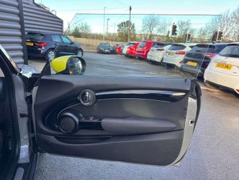 MINI HATCH Cooper S Electric Level 1 3dr