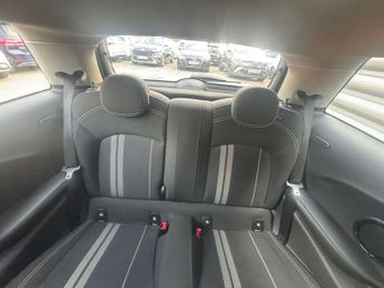 MINI HATCH Cooper S Electric Level 1 3dr