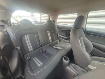 MINI HATCH Cooper S Electric Level 1 3dr