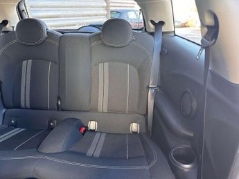 MINI HATCH Cooper S Electric Level 1 3dr