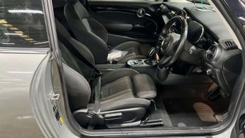 MINI HATCH Cooper S Electric Level 1 3dr