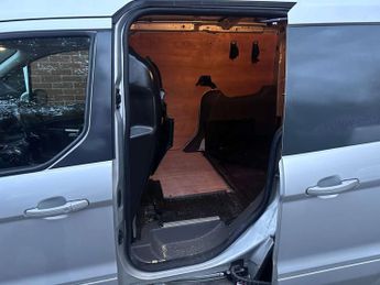FORD TRANSIT CONNECT 1.5 Transit Connect 200 Limited TDCi Auto