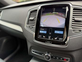 VOLVO XC90 2.0 XC90 Momentum B5 MHEV AWD Auto 4WD 5dr