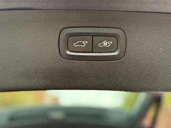 VOLVO XC90 2.0 XC90 Momentum B5 MHEV AWD Auto 4WD 5dr