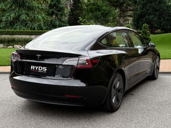 TESLA MODEL 3 Model 3 Standard-Range + 4dr