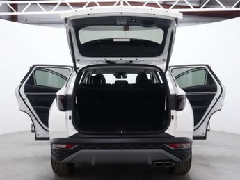 HYUNDAI TUCSON 1.6 Tucson Ultimate TGDi PHEV 4x4 Auto 4WD 5dr