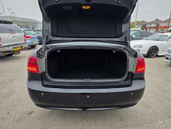 KIA MAGENTIS 2.0 Magentis LS CRDi 4dr