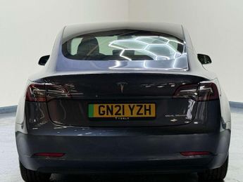 TESLA MODEL 3 Model 3 Long Range AWD 4WD 4dr