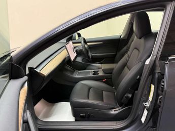 TESLA MODEL 3 Model 3 Long Range AWD 4WD 4dr