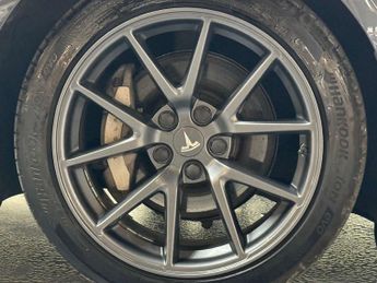 TESLA MODEL 3 Model 3 Long Range AWD 4WD 4dr