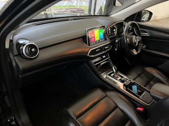 MG HS 1.5 HS Excite Semi-Auto 5dr