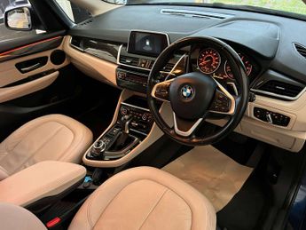 BMW 2 SERIES 2.0 218D Luxury Auto 5dr