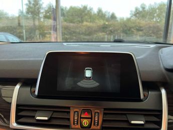 BMW 2 SERIES 2.0 218D Luxury Auto 5dr