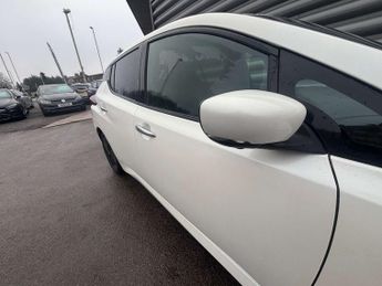 NISSAN LEAF Leaf N-Connecta 5dr