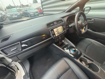 NISSAN LEAF Leaf N-Connecta 5dr