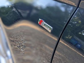 Audi A6 2.0 A6 Black Edition TDI Ultra Semi-Auto 5dr