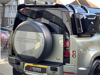Land Rover Defender 110 2.0 SD4 S SUV + BODYKIT + 22" ALLOYS + 5dr Diesel Auto 4WD Euro 