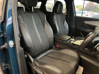 PEUGEOT 3008 1.6 3008 GT Line S/S PHEV 4x4 Auto 4WD 5dr