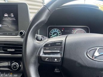 HYUNDAI KONA 1.6 Kona SE Connect GDi HEV Semi-Auto 5dr