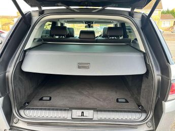 LAND ROVER RANGE ROVER SPORT 3.0 Range Rover Sport HSE SDV6 Auto 4WD 5dr