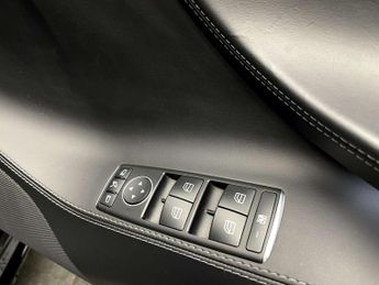 Tesla MODEL S Model S 90D 4WD 5dr