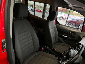 FORD TOURNEO CONNECT 1.5 Tourneo Connect Grand Titanium TDCi Auto 5dr