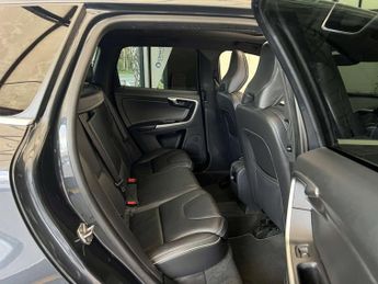 VOLVO XC60 2.4 XC60 R-Design Luxury Nav D4 AWD Auto 4WD 5dr