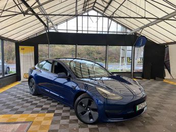 TESLA MODEL 3 Model 3 Long Range AWD 4WD 4dr