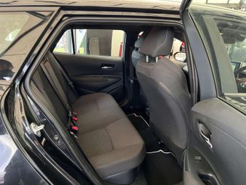 TOYOTA COROLLA 1.8 Corolla Icon Tech HEV CVT 5dr